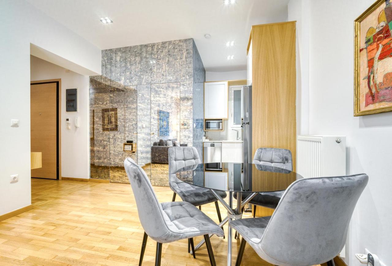 Stylish, Sunny New 2 Bedroom, Prime Central Athens Exterior photo