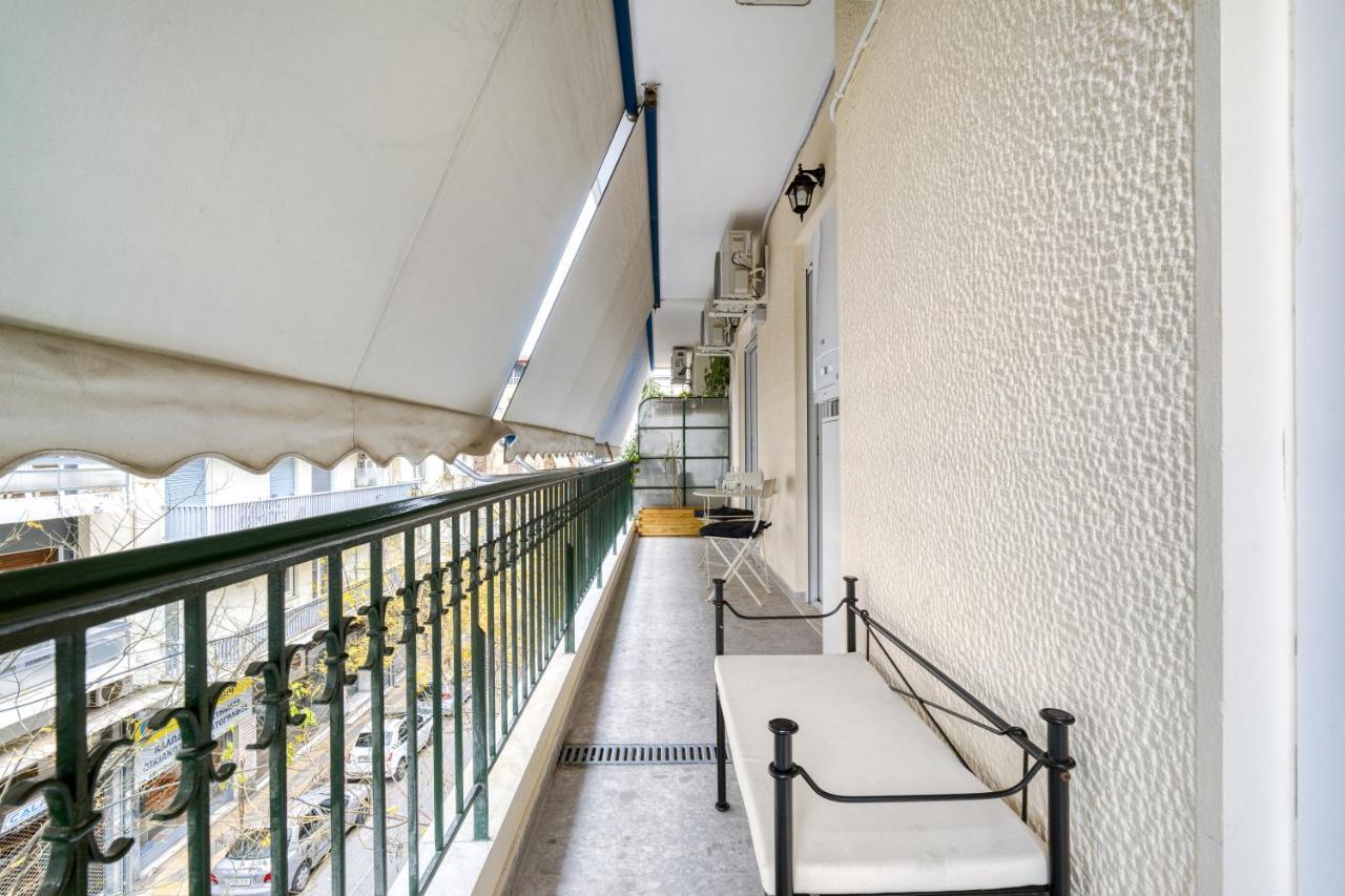 Stylish, Sunny New 2 Bedroom, Prime Central Athens Exterior photo